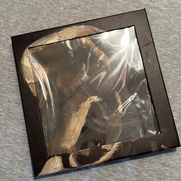 *NWT* Van Gogh Smoking Skeleton 100% Silk Scarf in Gift Box - Picture 5 of 6